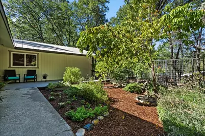 14125 Honeysuckle Way, Nevada City, CA 95959 - Photo 12
