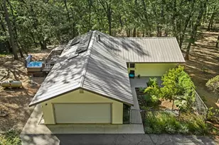 14125 Honeysuckle Way, Nevada City, CA 95959 - Photo 2