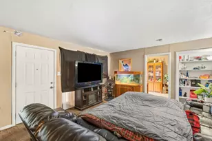2454 Empress St, Sacramento, CA 95815 - Photo 8