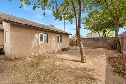 2454 Empress Street, Sacramento, CA 95815 - Photo 24