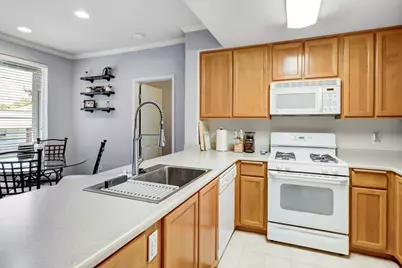 5201 Laguna Oaks #46, Elk Grove, CA 95758 - Photo 18