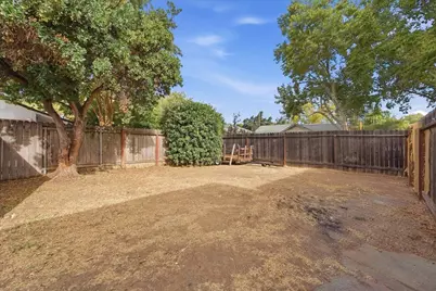 4424 Hazelwood Avenue, Sacramento, CA 95821 - Photo 20