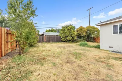 7656 Lytle Street, Sacramento, CA 95832 - Photo 22