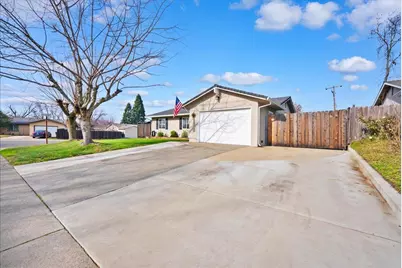 9201 Castlemont Circle, Orangevale, CA 95662 - Photo 4
