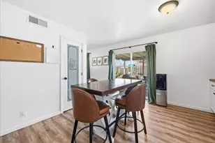 9201 Castlemont Cir, Orangevale, CA 95662 - Photo 12