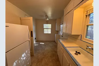 2779 Muir Way, Sacramento, CA 95818 - Photo 12