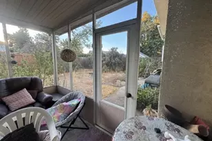 8174 Silverleaf Way, Sacramento, CA 95829 - Photo 4