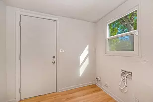 4555 71st St, Sacramento, CA 95820 - Photo 12