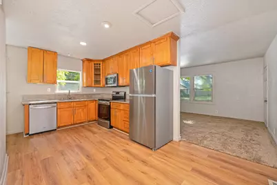 4555 71st Street, Sacramento, CA 95820 - Photo 6
