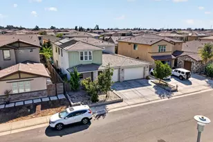 9424 Quintero Ave, Elk Grove, CA 95624 - Photo 2