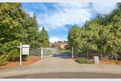 10009 Country Oak Court, Oakdale, CA 95361 - Photo 12