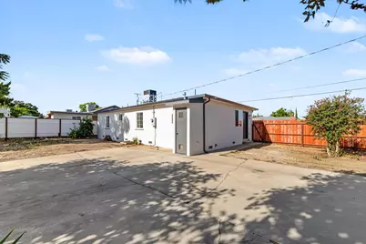 870 S Minaret, Turlock, CA 95380 - Photo 18