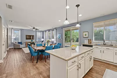401 Broadleigh Court, Roseville, CA 95747 - Photo 22