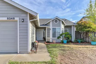 8248 Cliffe Way, Sacramento, CA 95828 - Photo 2
