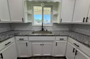12609 La Gallina Ave, Waterford, CA 95386 - Photo 6