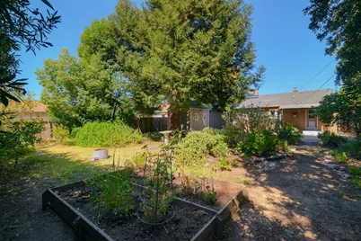 2368 Irvin Way, Sacramento, CA 95822 - Photo 26