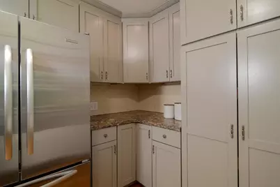2368 Irvin Way, Sacramento, CA 95822 - Photo 14