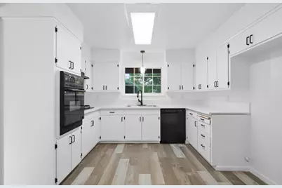 1227 Kathleen, Yuba City, CA 95991 - Photo 6