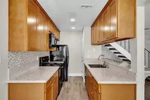 225 Mahan Ct, Roseville, CA 95678 - Photo 14