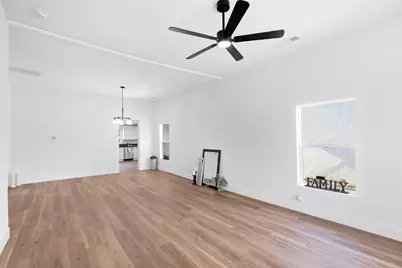 315 S J Street, Madera, CA 93637 - Photo 6