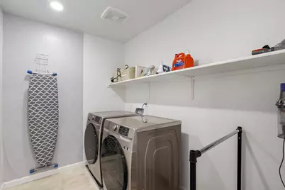 10464 Angsley Drive, Elk Grove, CA 95757 - Photo 14