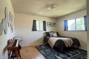 916 Bell Air Dr, Sacramento, CA 95822 - Photo 10