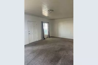 960 Kenwood Avenue, Turlock, CA 95380 - Photo 4