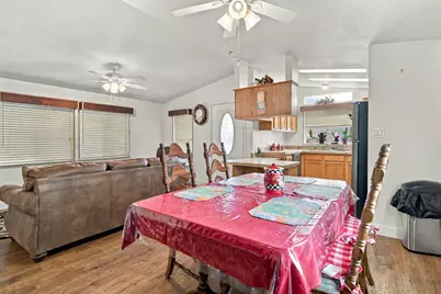 E Yosemite Avenue #186, Manteca, CA 95336 - Photo 14