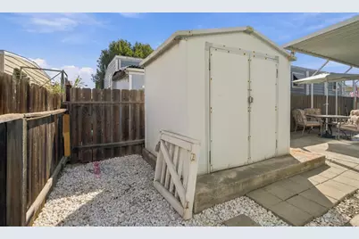 E Yosemite Avenue #186, Manteca, CA 95336 - Photo 36