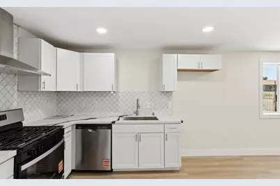 4901 Parker Avenue, Sacramento, CA 95820 - Photo 12