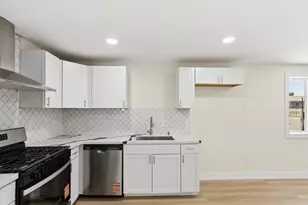 4901 Parker Ave, Sacramento, CA 95820 - Photo 12