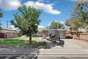 1717 Silvaire Dr, Modesto, CA 95350 - Photo 2