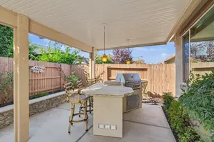 9964 Westminster, Elk Grove, CA 95757 - Photo 44