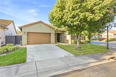 4 Walshford Place, Sacramento, CA 95835 - Photo 2