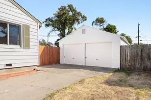 3460 Sierra View Ln, Sacramento, CA 95821 - Photo 20