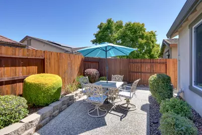 7531 Abbey Circle, Elk Grove, CA 95757 - Photo 40
