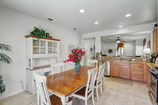 7531 Abbey Cir, Elk Grove, CA 95757 - Photo 18