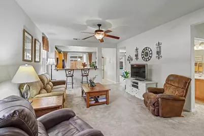 7531 Abbey Circle, Elk Grove, CA 95757 - Photo 10