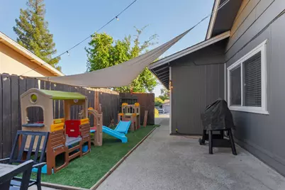 7813 Spring Valley Avenue, Citrus Heights, CA 95610 - Photo 34