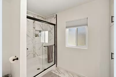 Danielle Way, Folsom, CA 95630 - Photo 18