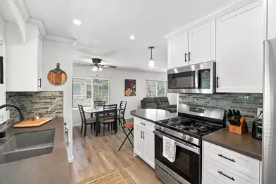 Danielle Way, Folsom, CA 95630 - Photo 14