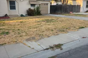 2105 Glendale Ave, Modesto, CA 95354 - Photo 2