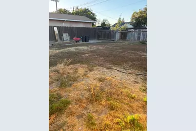 2105 Glendale Avenue, Modesto, CA 95354 - Photo 22