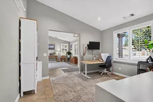 2114 Woodbine Ave, Manteca, CA 95337 - Photo 10