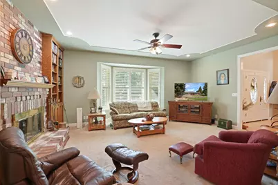 10117 Del Almendra Drive, Oakdale, CA 95361 - Photo 58