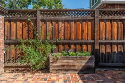 2701 3rd Avenue, Sacramento, CA 95818 - Photo 40