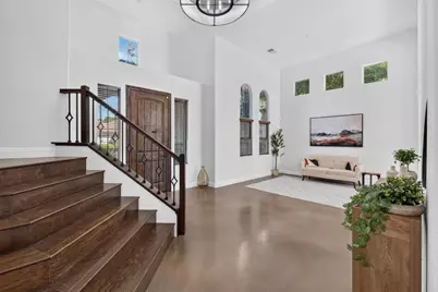 701 Rolling Green Drive, West Sacramento, CA 95605 - Photo 10