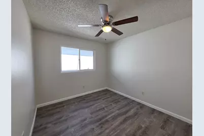 904 Pine Tree Lane, Modesto, CA 95351 - Photo 12