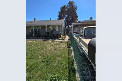 2052 S Tuxedo Avenue, Stockton, CA 95204 - Photo 4