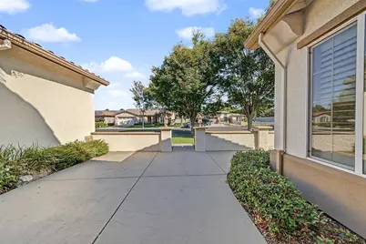 1228 Maple Leaf Court, Manteca, CA 95336 - Photo 10